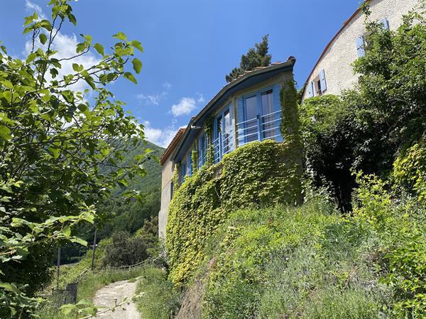 Grote foto romantisch huisje in de bergen mooi uitzicht vakantie frankrijk