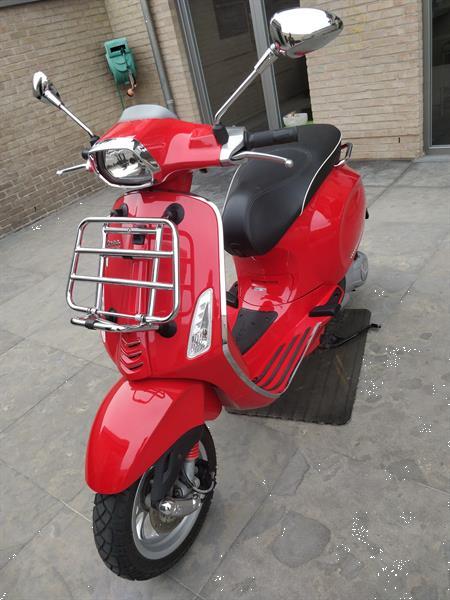 Grote foto te koop ... vespa sprint 3 vie 125cc bwj.2015 motoren piaggio