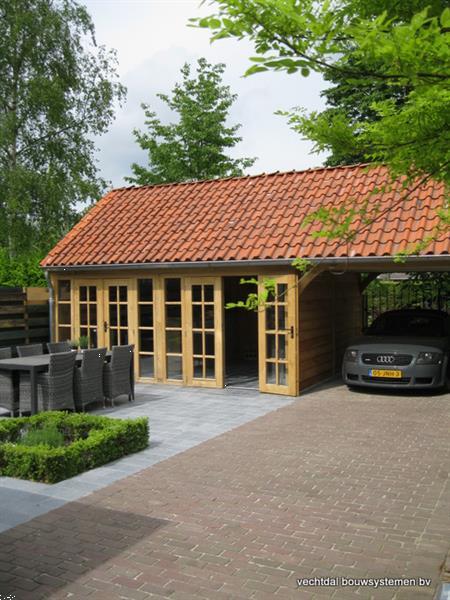 Grote foto stijlvolle eiken bijgebouw op maat gemaakt. tuin en terras tuinhuisjes en blokhutten