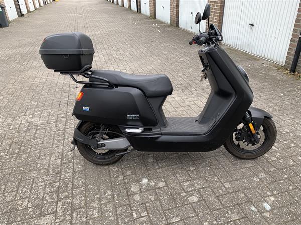 Grote foto elektrische scooter niu fietsen en brommers overige merken