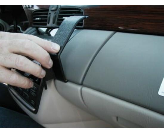 Grote foto brodit proclip cadillac deville 01 angled telecommunicatie carkits en houders