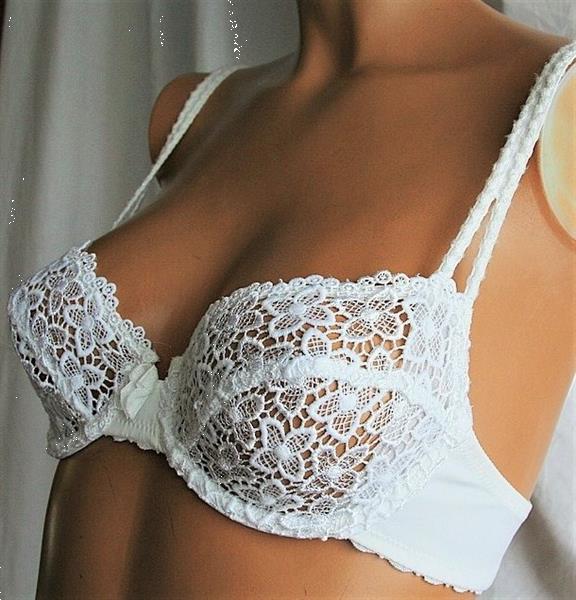 Grote foto romantische witte bh van triumph model diva 70b kleding dames ondergoed en lingerie merkkleding
