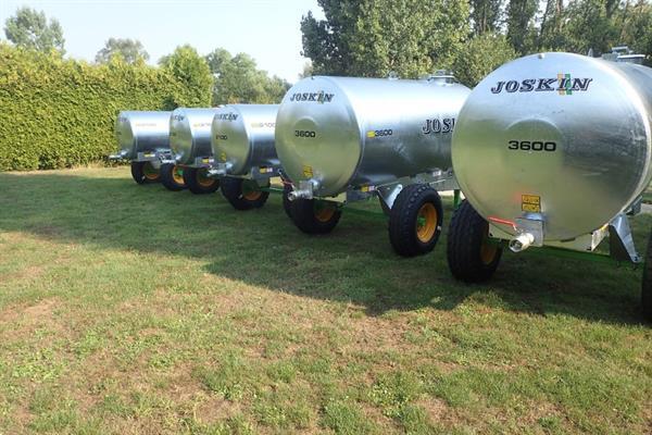 Grote foto joskin water ton 2100 en 3600 liter agrarisch aanhangwagens