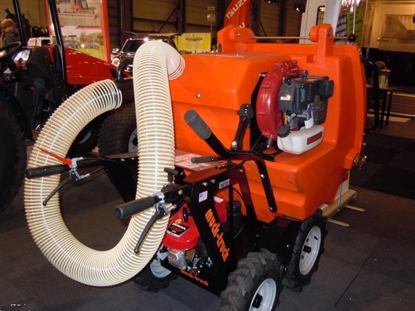 Grote foto muck truck padok cliener en opzuiger tuin en terras overige tuin en terras