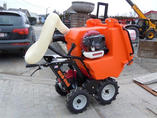 Grote foto muck truck padok cliener en opzuiger tuin en terras overige tuin en terras