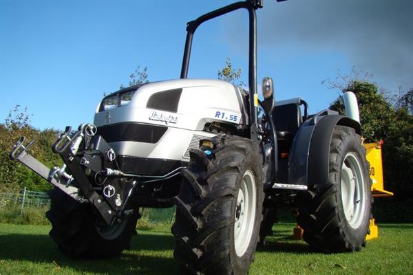 Grote foto lamborghini r1.55 met frontlift en pto agrarisch tractoren