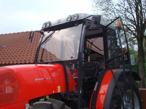 Grote foto cabines voor verschillend tractoren agrarisch tractor toebehoren