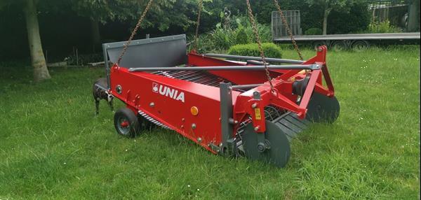 Grote foto aardappelrooier 2 rijen wega 1400 agrarisch aardappelpootmachines