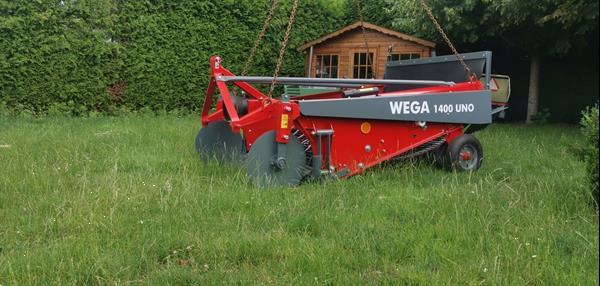 Grote foto aardappelrooier 2 rijen wega 1400 agrarisch aardappelpootmachines