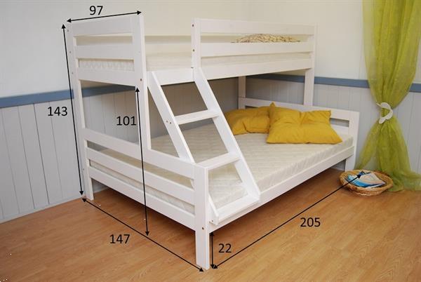Grote foto massief houten drie persoons stapelbed wit kinderen en baby complete kinderkamers