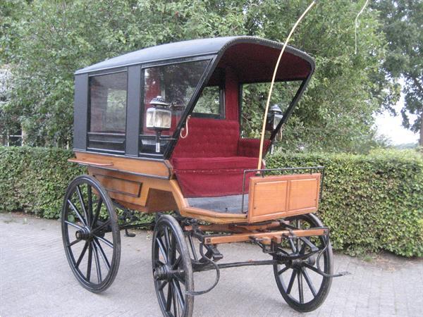 Grote foto te koop antieke kerkbrik uit 1903 dieren en toebehoren rijtuigen en koetsen