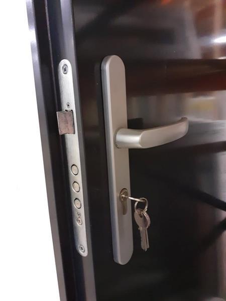 Grote foto deuren stalen deuren buiten draaiend nbt56 deur antraciet doe het zelf en verbouw deuren en horren