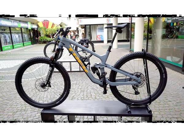 Grote foto 2022 trek madone slr 6 fietsen en brommers mountainbikes en atb