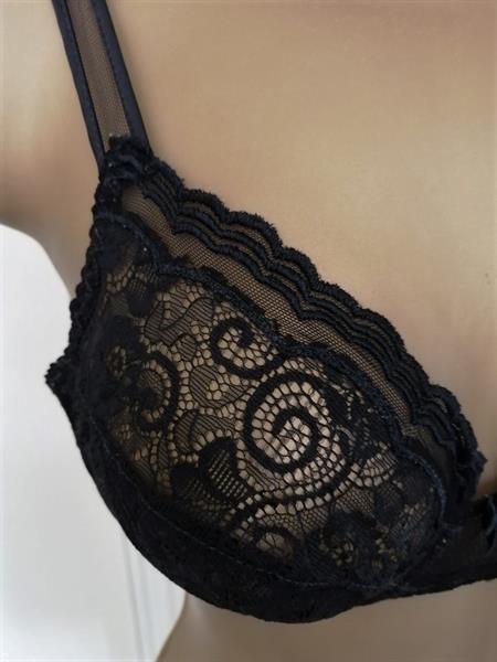 Grote foto elegante zwarte doorzichtige bh simone perele 70c kleding dames ondergoed en lingerie merkkleding