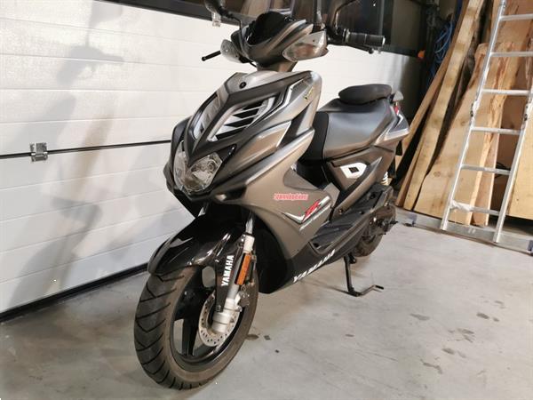 Grote foto yamaha aerox occasion fietsen en brommers yamaha