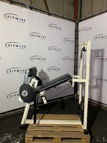 Grote foto technogym hamstring gluteus bench press kracht sport en fitness fitness