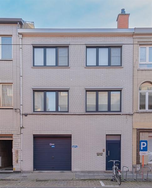 Grote foto instapklare woning met multifunctionele ruimte huizen en kamers tussenwoningen