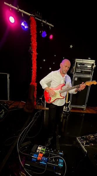 Grote foto cover party band marconi sound machine diensten en vakmensen entertainment