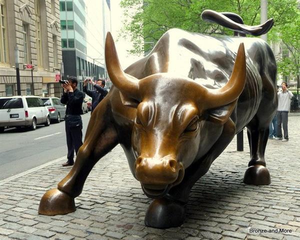 Grote foto bronzen charging wall street stier beeld antiek en kunst beelden houtsnijwerken