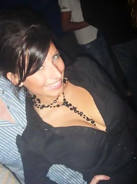 Grote foto vrolijke dame zoekt man contacten en berichten vrouw zoekt man