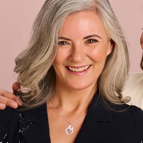 Grote foto zilveren moeder kind hanger met hartvormige steen kleding dames sieraden