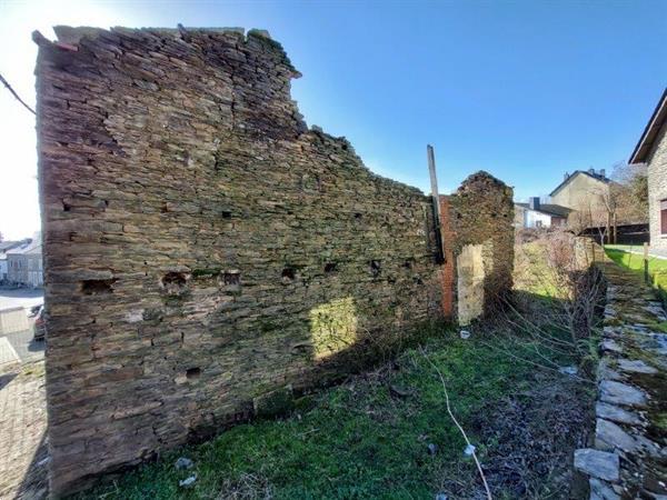 Grote foto nafraiture semois grond met stenen ru ne huizen en kamers grondkavels