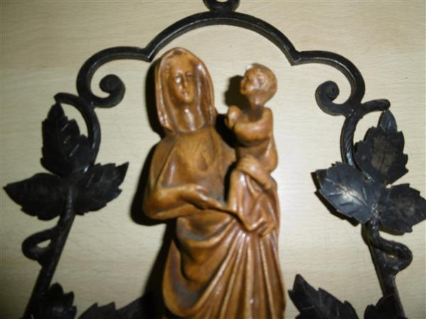 Grote foto antiek moeder maria met kind in smeedwerk antiek en kunst religie
