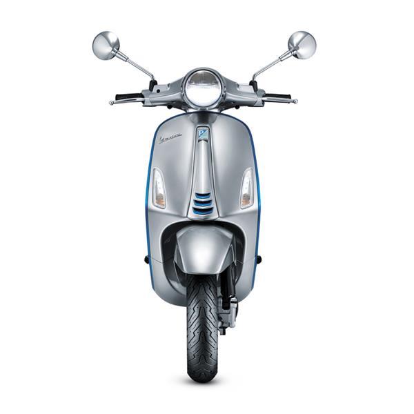 Grote foto vespa elettrica 70 km h azzurro elettrico bij central scoo motoren overige merken