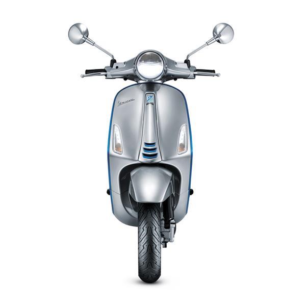 Grote foto vespa elettrica 70 km h azzurro elettrico bij central scoo motoren overige merken