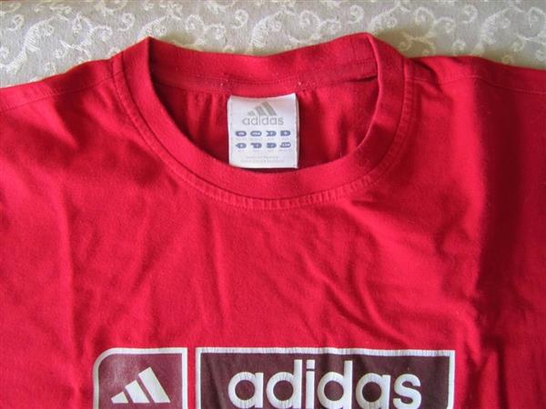 Grote foto vintage rood adidas t shirt maat 152 als nieuw kinderen en baby maat 152