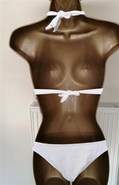Grote foto trendy witte bikini met bedels small medium kleding dames badmode en zwemkleding