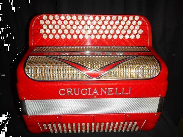 Grote foto zoek accordeons crucianelli zie omshrinving. muziek en instrumenten accordeons