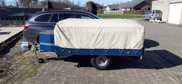 Grote foto mooie retro vouwwagen caravans en kamperen vouwwagens