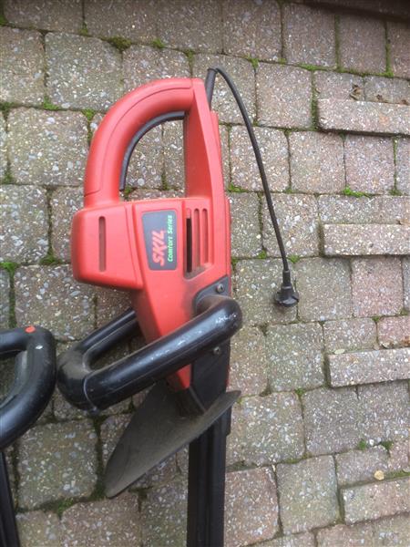 Grote foto tuingereedschap boordmaaiers heggenscharen tuin en terras tuingereedschap