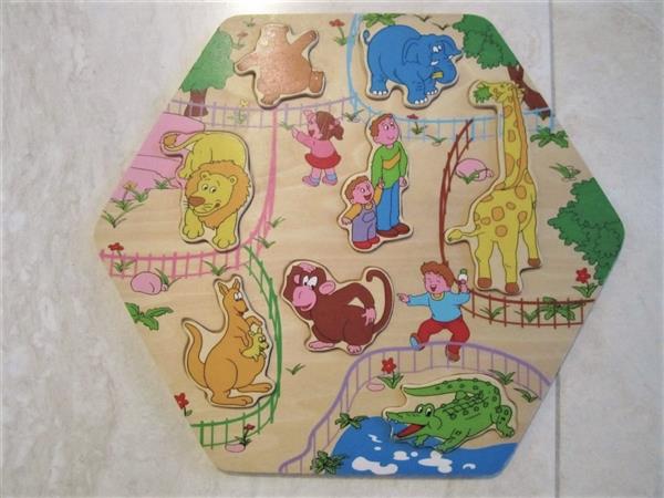 Grote foto 2 educatieve houten puzzels boerderij en circus kinderen en baby houten speelgoed