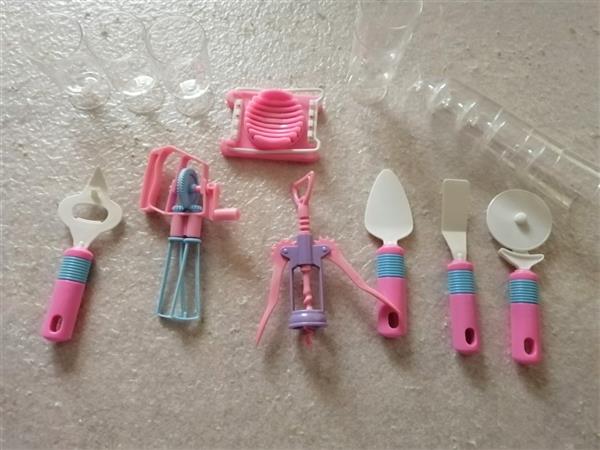 Grote foto roze speelset keukengerei als nieuw kinderen en baby speelgoed voor meisjes