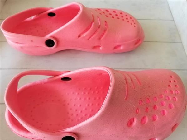 Grote foto felroze klompschoentjes met glittertjes maat 33 kinderen en baby schoenen voor meisjes