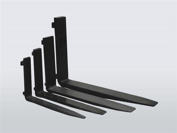 Grote foto wit gouden solitair ring met oud geslepen briljant sieraden tassen en uiterlijk ringen voor haar