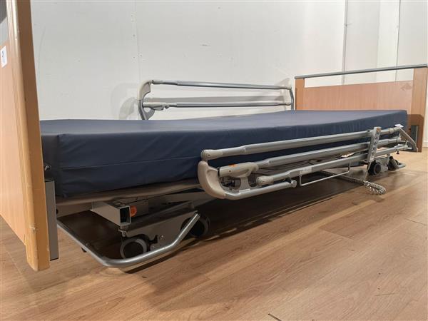 Grote foto nmo medical 91 elektrisch hoog laag laag thuiszorgbed diversen overige diversen