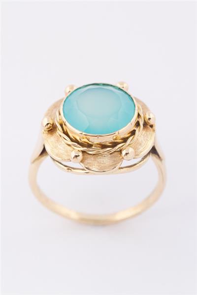 Grote foto gouden ring met chalcedoon kleding dames sieraden