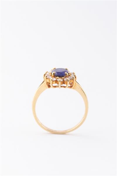 Grote foto gouden entourage ring met een synth. saffier en briljanten kleding dames sieraden