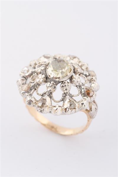 Grote foto antieke goud zilver entourage ring met diamanten kleding dames sieraden