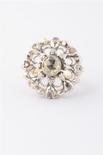 Grote foto antieke goud zilver entourage ring met diamanten kleding dames sieraden