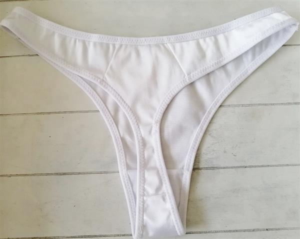Grote foto elegante witte gesatineerde string kleding dames ondergoed en lingerie