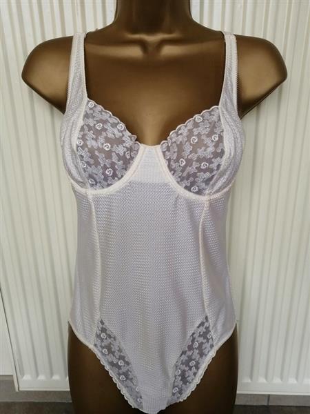 Grote foto champagnekleurige lingerie body van avon kleding dames ondergoed en lingerie merkkleding