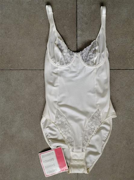Grote foto champagnekleurige lingerie body van avon kleding dames ondergoed en lingerie merkkleding