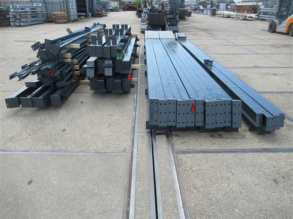 Grote foto nieuwe staalconstructie 15.00 x 30.00 meter zakelijke goederen bedrijfs onroerend goed