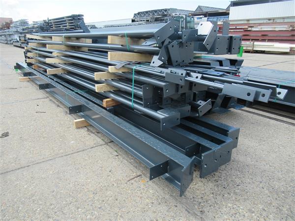 Grote foto nieuwe staalconstructie 15.00 x 30.00 meter zakelijke goederen bedrijfs onroerend goed