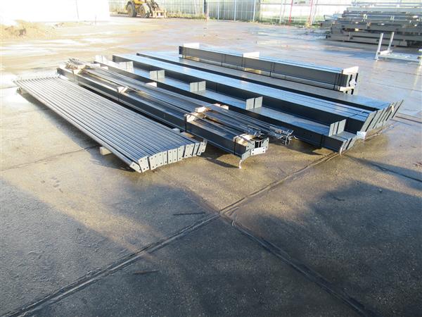 Grote foto z.g.a.n. staalconstructie 14.00 x 30.00 meter zakelijke goederen bedrijfs onroerend goed