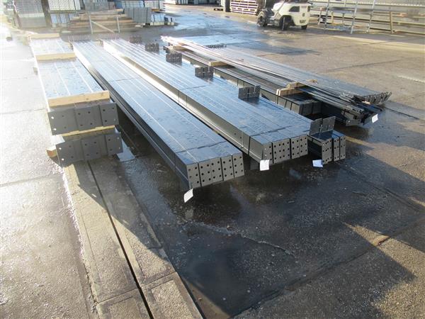 Grote foto z.g.a.n. staalconstructie 14.00 x 30.00 meter zakelijke goederen bedrijfs onroerend goed